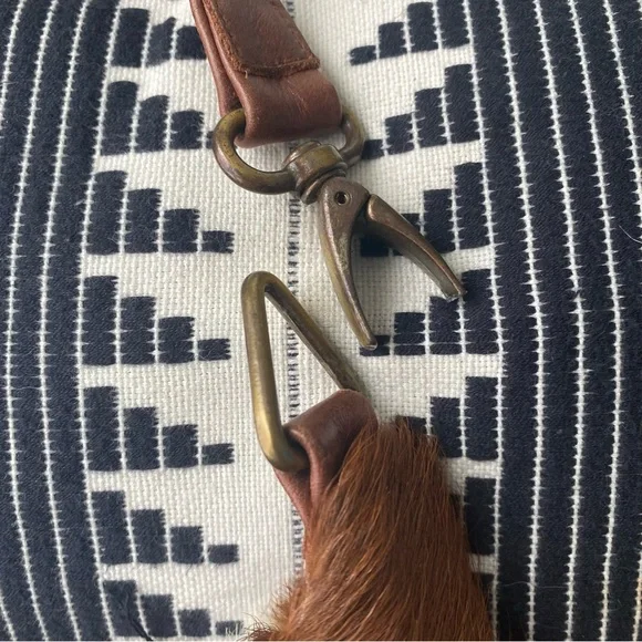 100% Cowhide Shoulder Bag - Picture 14 of 17